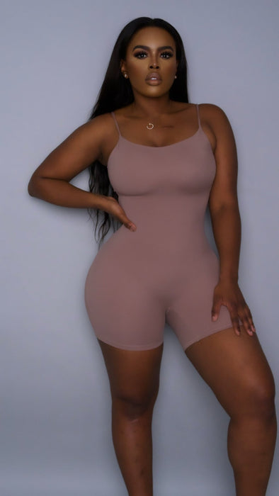 SCULTIPING ONESIE - Curvy Gyals