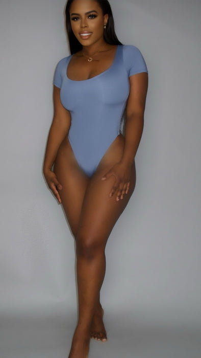 SMOOTHING BODYSUIT - Curvy Gyals